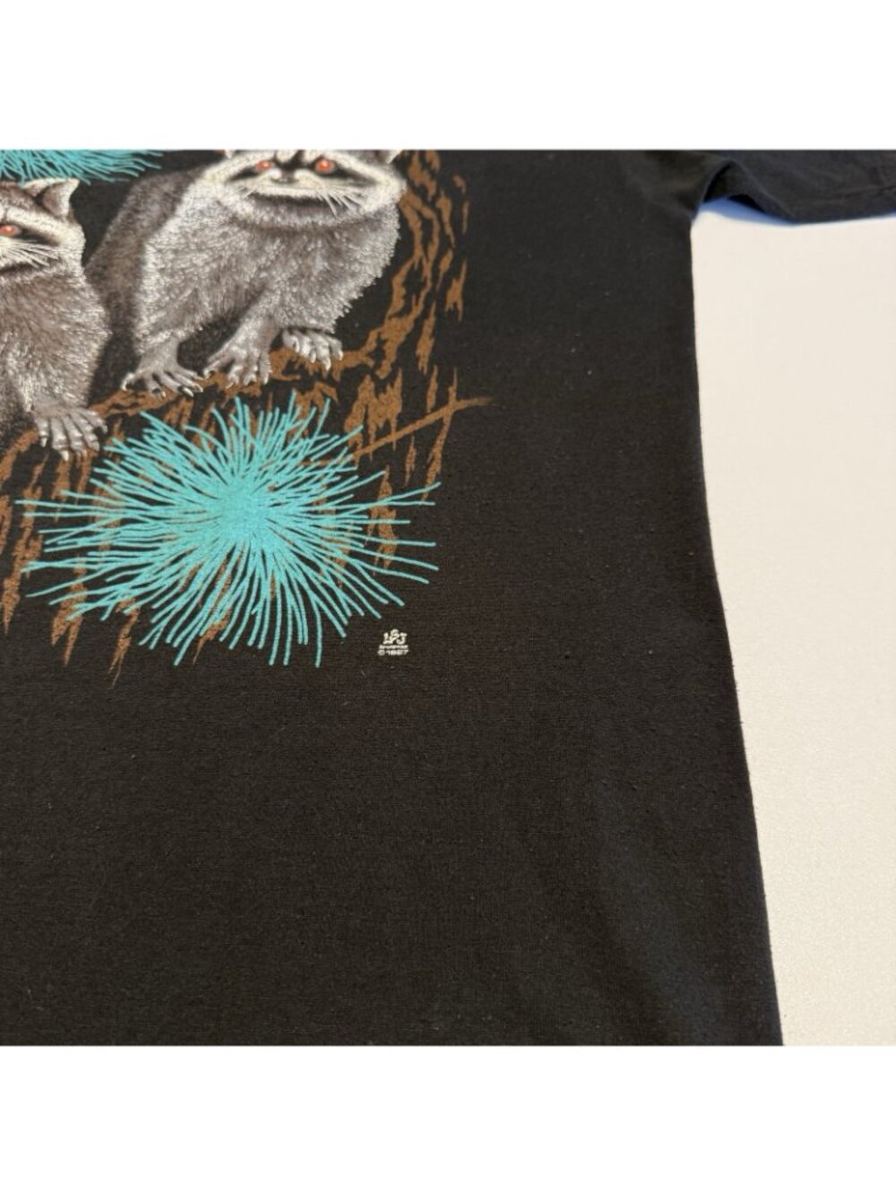 Vtg 1980s Raccoon Graphic Black T Shirt USA Jerzees Single Stitch Size XL - Picture 6 of 11